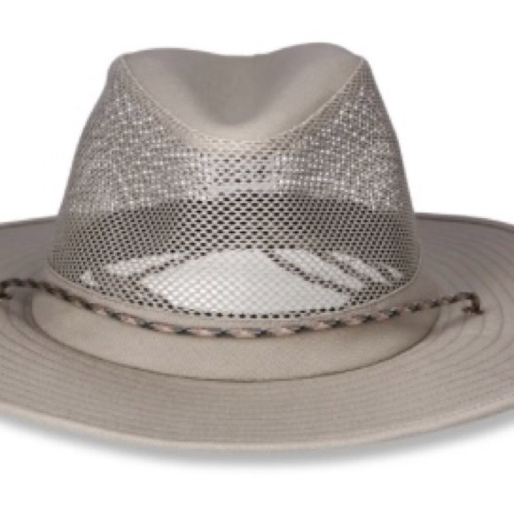 Swiss+Tech Performance Gear Hat - Picture 2 of 4